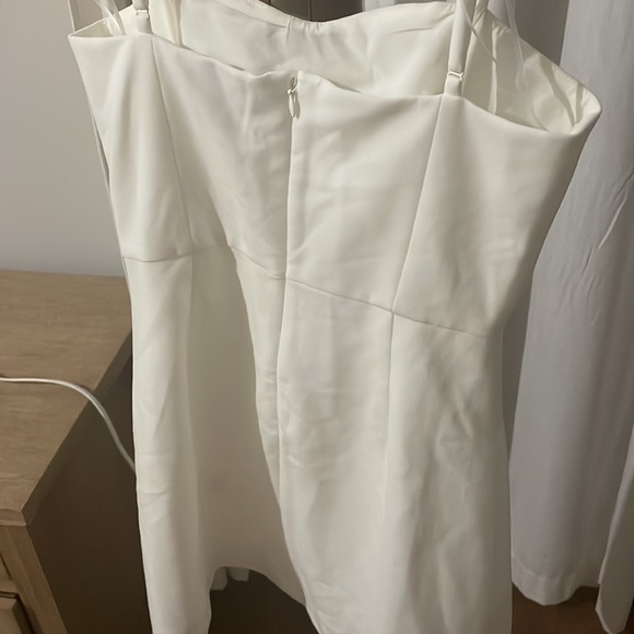 French Connection Whisper Dress in Summer White - Picture 4 of 7